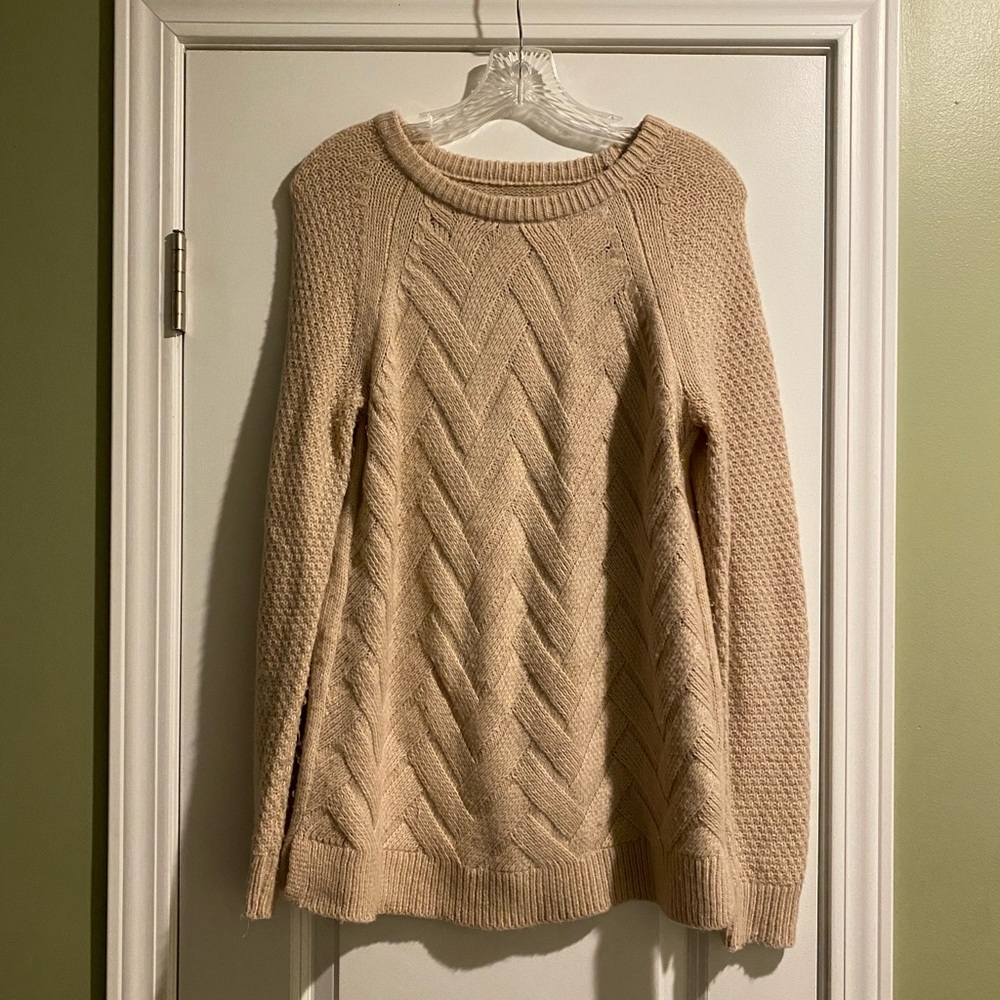 Women’s sweater